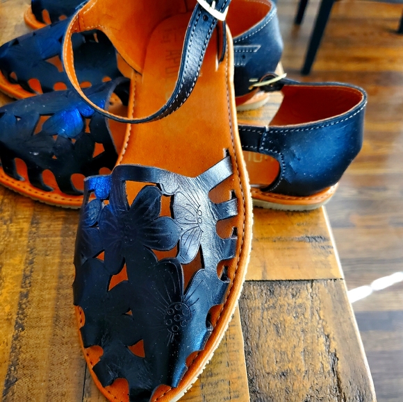 Authentic Mexican leather sandles and shoes - Picture 1 of 8